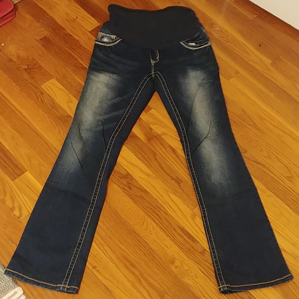 Dark wash maternity jeans size small